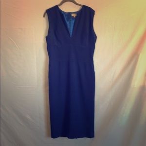 Cobalt blue V neck dress w/pockets, hardly worn
